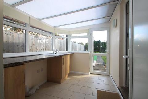 3 bedroom bungalow to rent, Ernest Road, Wivenhoe, Essex, CO7
