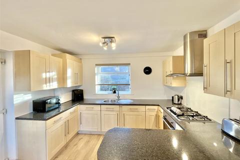 2 bedroom apartment for sale, Ravenscar Close, Whickham, NE16