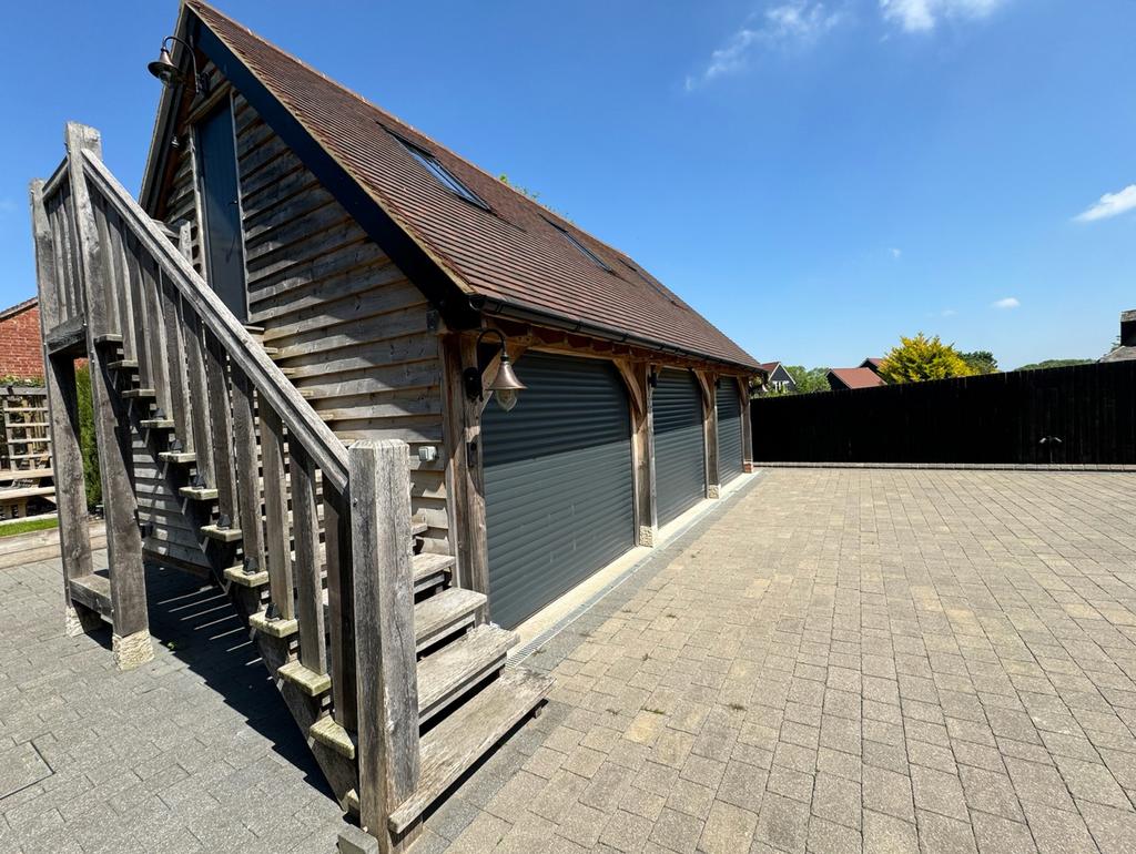 Triple Garage
