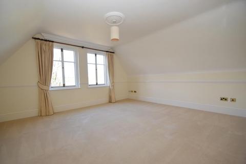 2 bedroom apartment for sale, Court Gardens, Goring RG8