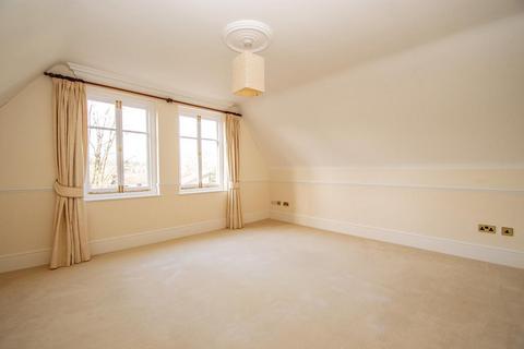 undefined, Court Gardens, Goring On Thames RG8