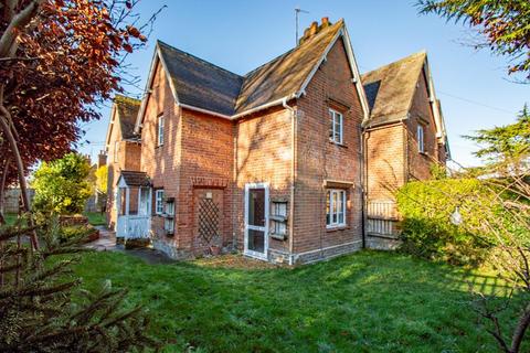 4 bedroom semi-detached house for sale, Village Street, Wallingford OX10