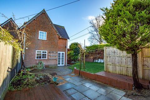 4 bedroom semi-detached house for sale, Village Street, Wallingford OX10