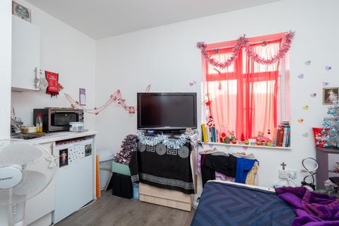 55 Nightingale Road, Carshalton, SM5 2DH