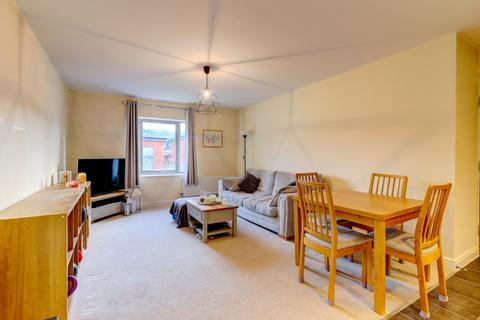 2 bedroom apartment for sale, Pallatia Court, Buckinghamshire HP13