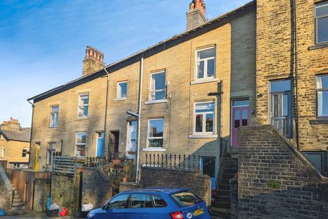 3 bedroom terraced house to rent, Blenheim Street, West Yorkshire HX7