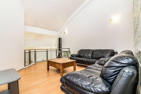 undefined, City Road East, Greater Manchester M15