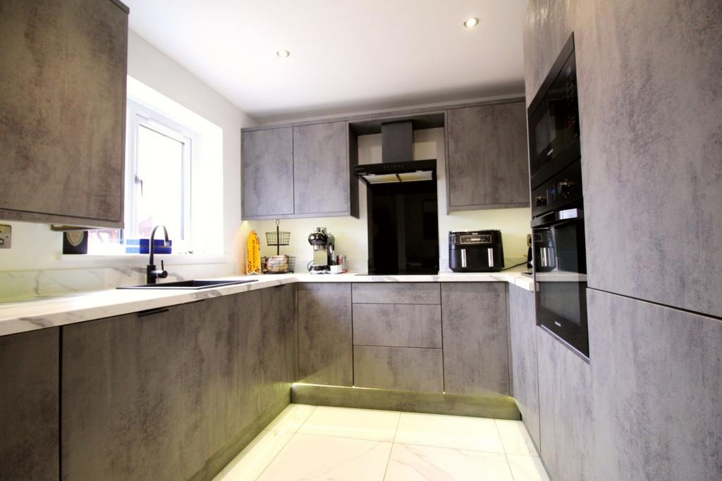 Picture No. 01