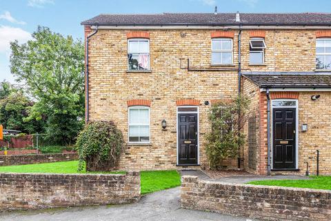 2 bedroom maisonette for sale, Middle Hill, Surrey TW20