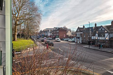 2 bedroom flat for sale, Sherard Road, London SE9