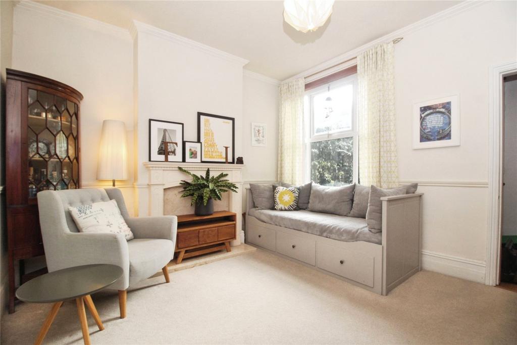 Sitting/Dining Room