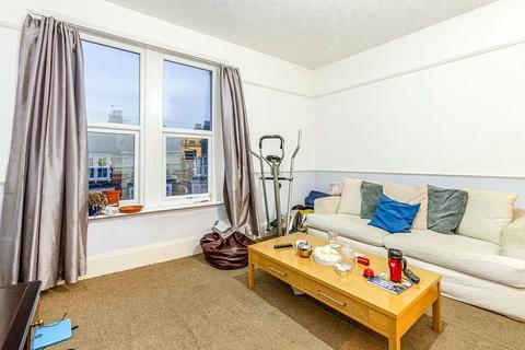 2 bedroom flat for sale, St. Andrews Road, Hampshire PO5