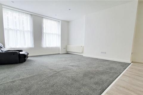 2 bedroom flat to rent, NW6