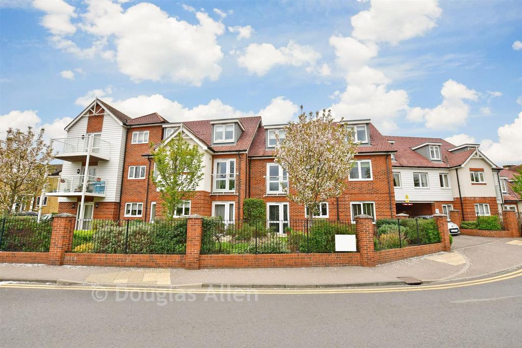 2 bedroom flat for sale
