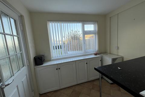 2 bedroom semi-detached house to rent, Humber Lane, Welwick, HU12