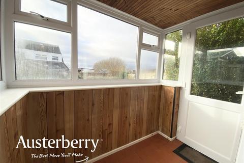 12 Dobell Grove, Stoke-on-trent, ST3 1SX