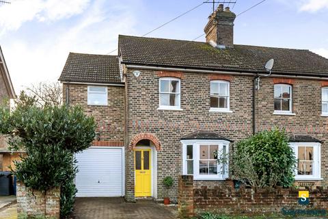 4 bedroom semi-detached house for sale, Eastwood Road, Guildford GU5