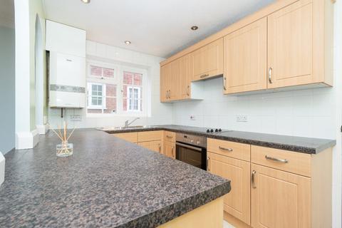 1 bedroom maisonette for sale, Harding Close, Watford, Hertfordshire, WD25