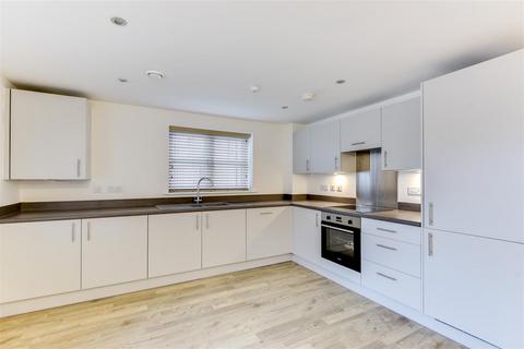 1 bedroom flat for sale, Narcissus Rise, Worthing