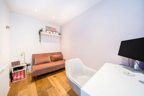 Flat 1, 42 Wellington Gardens, London, SE7 7PH