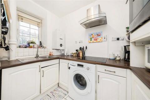 3 bedroom flat for sale, Staple Street, London SE1