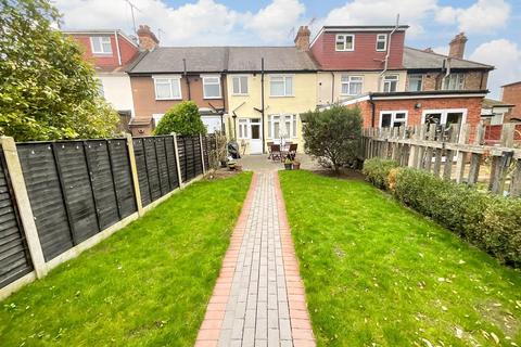 3 bedroom terraced house for sale, Hampton Road, Chingford