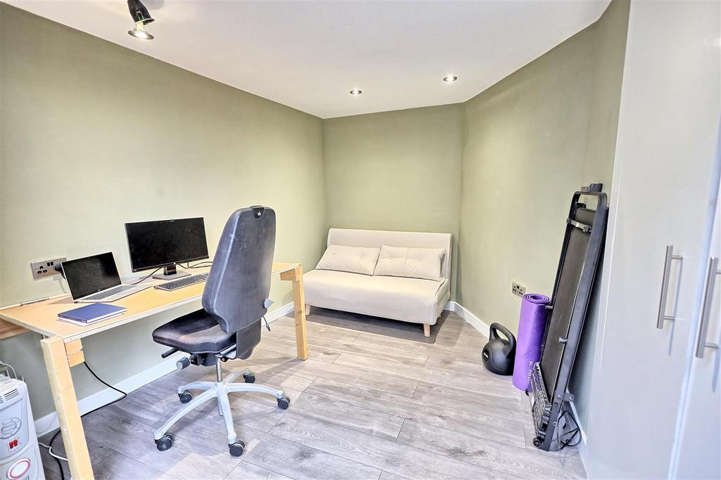 Home office/gym