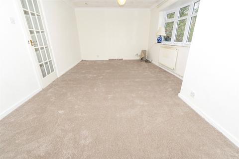 2 bedroom bungalow for sale, Windsor Drive, Winsford