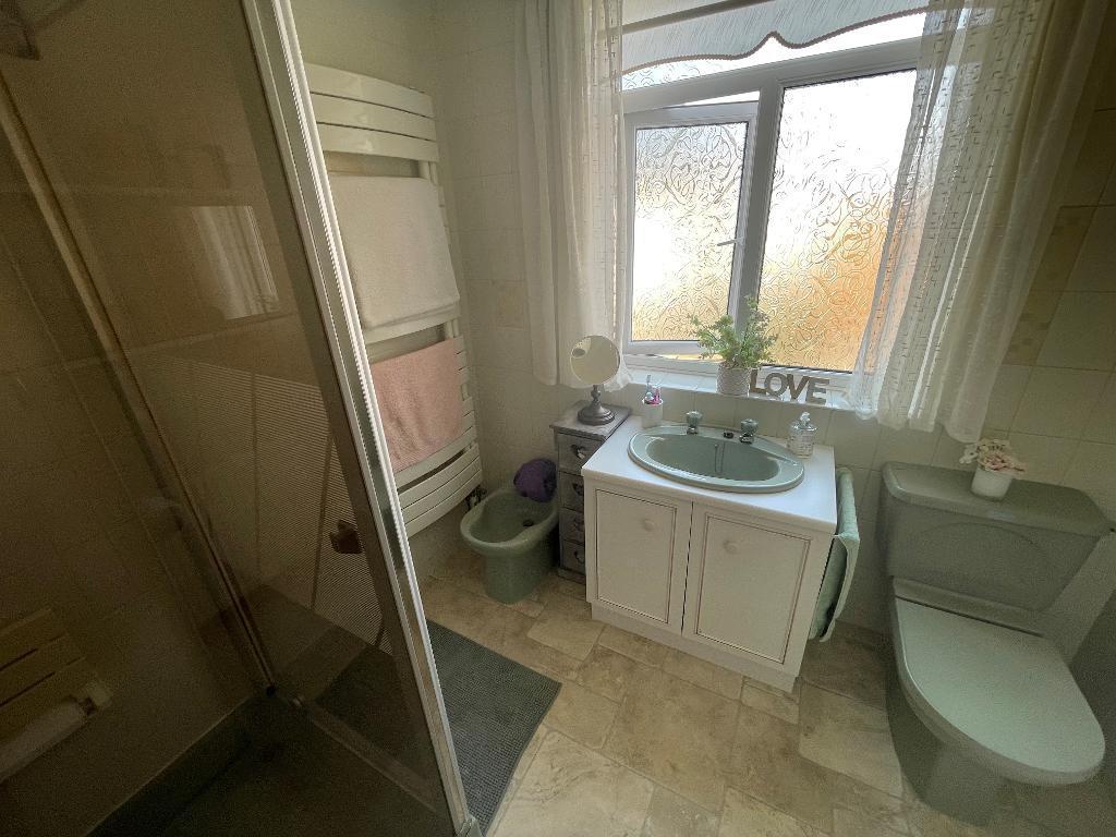 Shower Room/WC