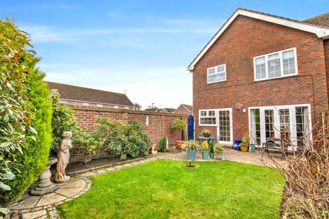 20 Alexander Close, Bognor Regis, PO21 4PL