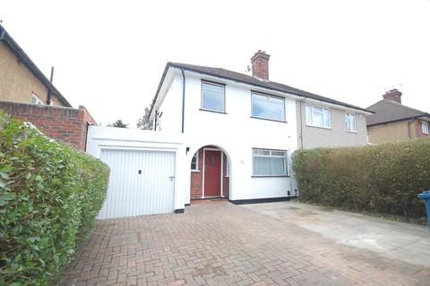 3 bedroom semi-detached house to rent, Eastern Avenue, Middlesex HA5