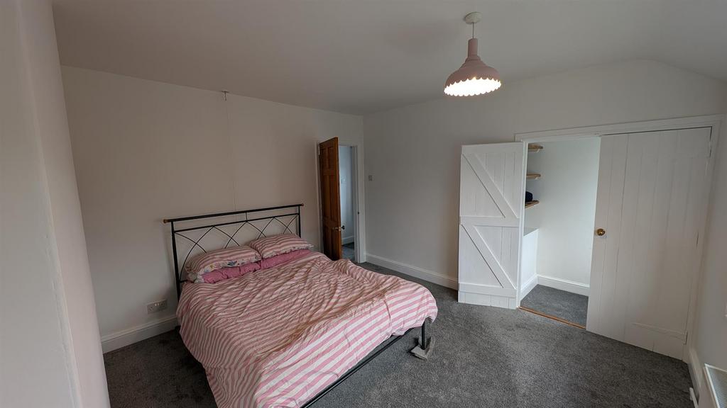 Bedroom.jpg