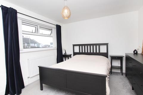 23 Bronhaul, Talbot Green, Pontyclun, CF72 8HW