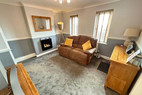 2 bedroom townhouse for sale, Church Side Close, Halifax HX3