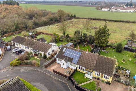 3 bedroom bungalow for sale, Nightingale Avenue, Bassingbourn, Royston