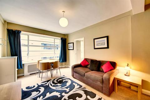 1 bedroom apartment to rent, Petty France, London