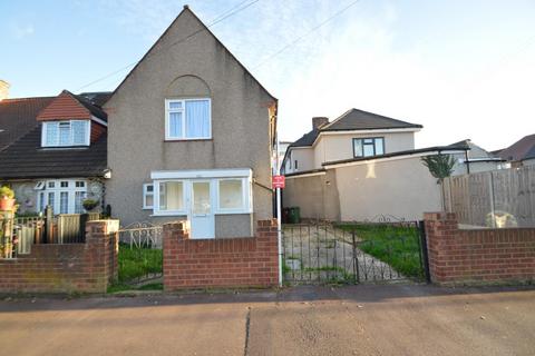 3 bedroom end of terrace house for sale, Downing Road, Dagenham