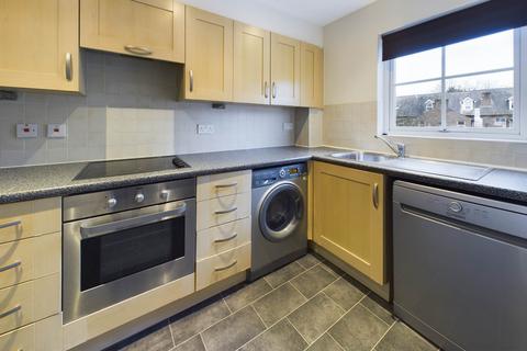 3 bedroom maisonette to rent, Fourdrinier Way, Apsley