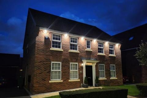 4 bedroom detached house for sale, Heathcote Close, Anlaby, Hull