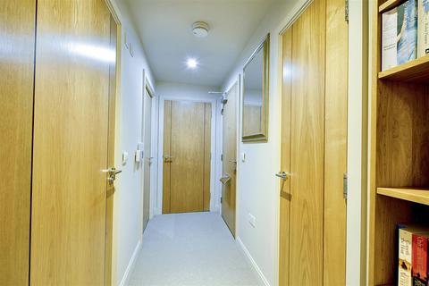 1 bedroom apartment for sale, Carpenter Court, Hickings Lane, Stapleford