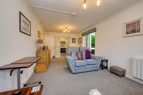 1 bedroom retirement property for sale, Priory Court, Reading RG4