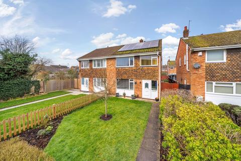 4 bedroom terraced house for sale, Kennet Avenue, Swindon SN25