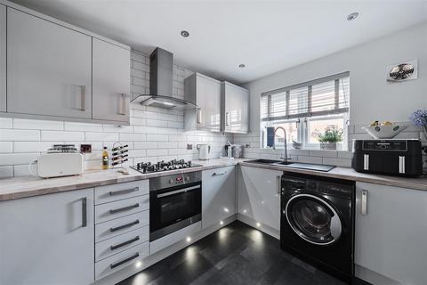 45 Ger Y Nant, Birchgrove, Swansea, SA7 0HD