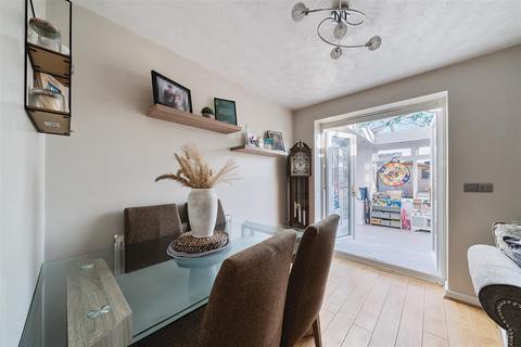 45 Ger Y Nant, Birchgrove, Swansea, SA7 0HD
