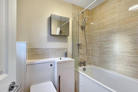 138 Hillcrest, Bar Hill, Cambridge, CB23 8TH