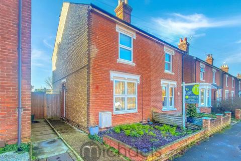 3 bedroom semi-detached house to rent, Constantine Road, Colchester, CO3 3DU