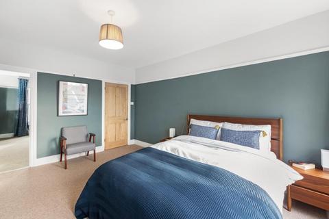 21a Station Road, London, SE20 7BE