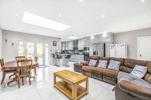 5 bedroom detached house for sale, Great West Road, Hounslow TW5