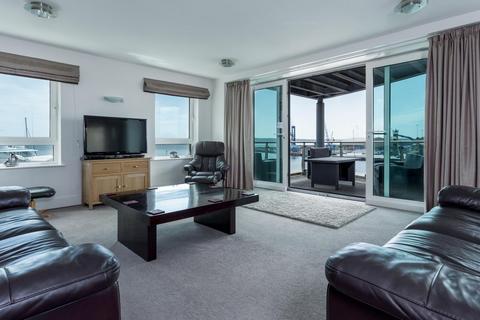 3 bedroom apartment for sale, The Quay, Poole
