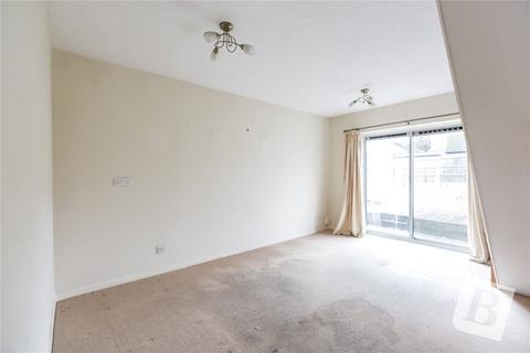 27 Fairfield Road, Ongar, CM5 9HJ